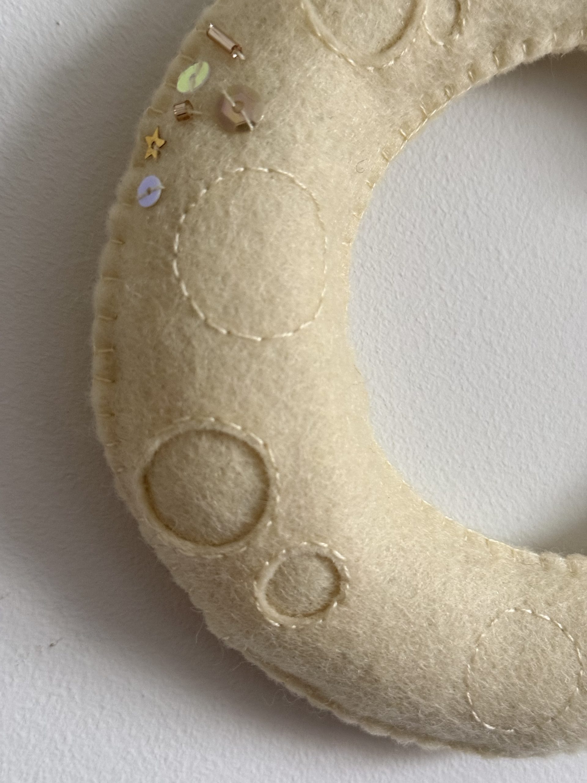 Halloween Crescent Moon Felt Sewing Pattern - Image 3